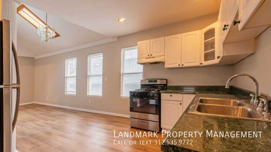 1529 W Cortez St #2F - Photo 4 of 22