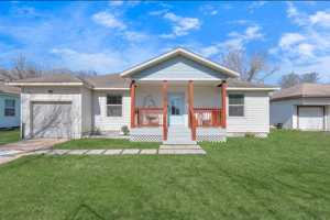 featured image of 1212 16th Ave N