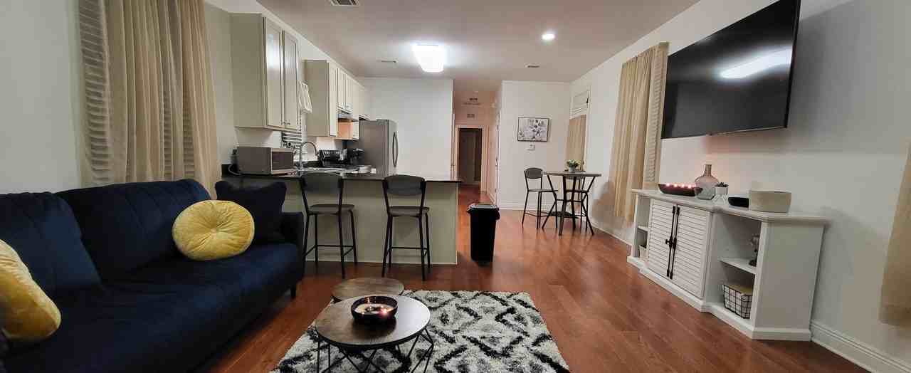 6226 Lafaye St - Photo 4 of 18