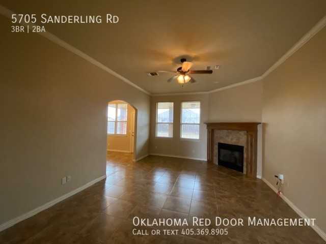 5705 Sanderling Rd - Photo 3 of 10