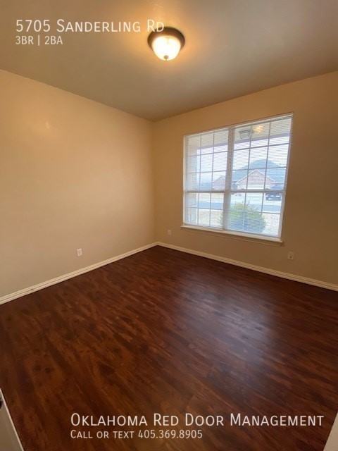 5705 Sanderling Rd - Photo 7 of 10