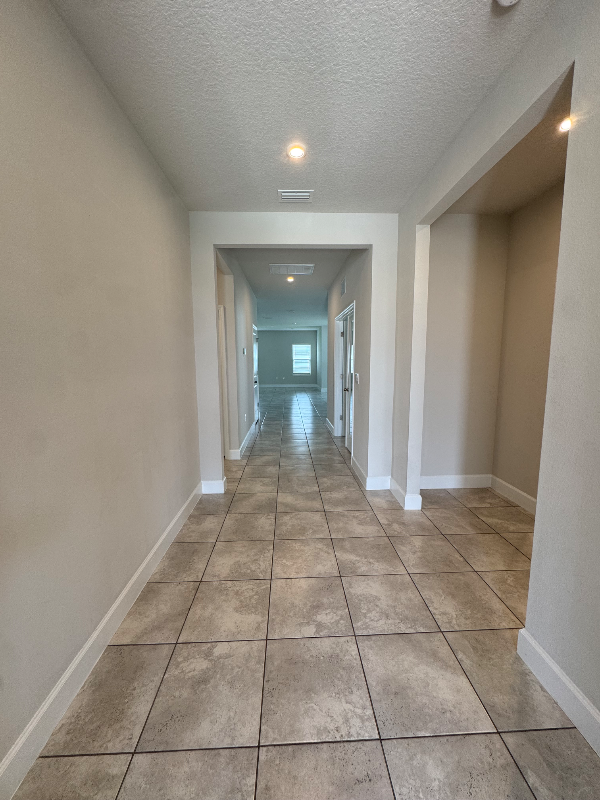 35427 Quartz Lake Dr - Photo 2 of 18
