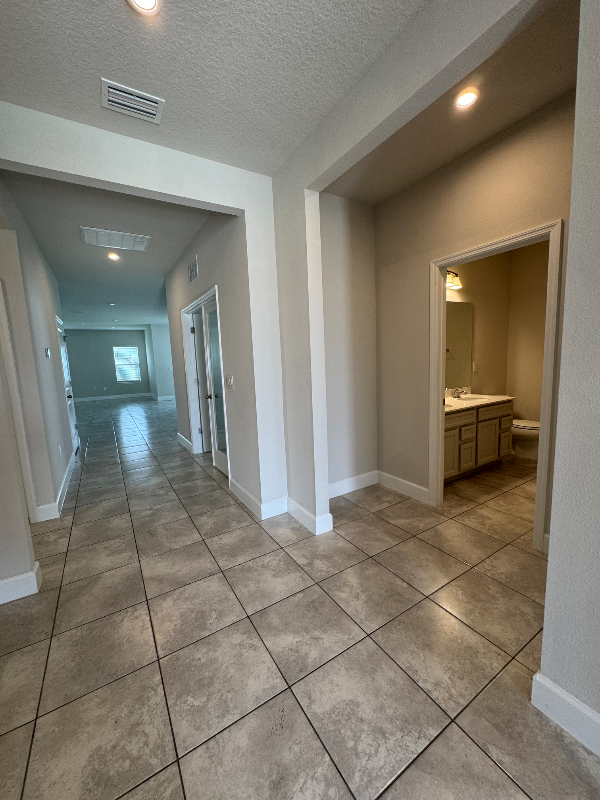 35427 Quartz Lake Dr - Photo 3 of 18