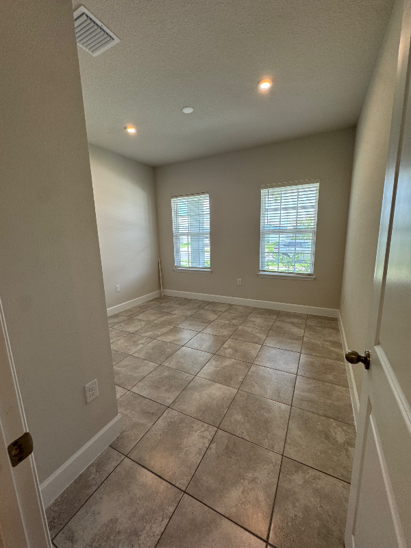 35427 Quartz Lake Dr - Photo 5 of 18