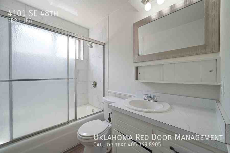 4101 Se 48th St - Photo 7 of 20