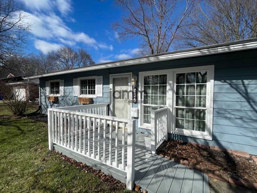 635 Yacavona St - Photo 2 of 23