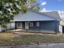 1326 E 9th St #3 - Photo 1 of 1