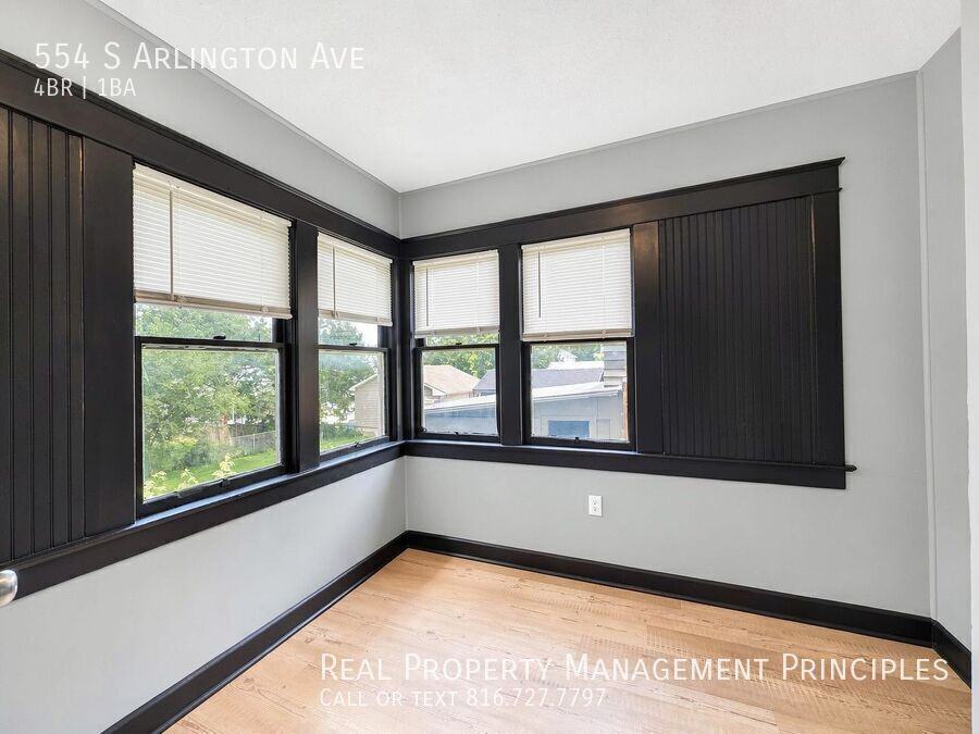 554 S Arlington Ave - Photo 5 of 11