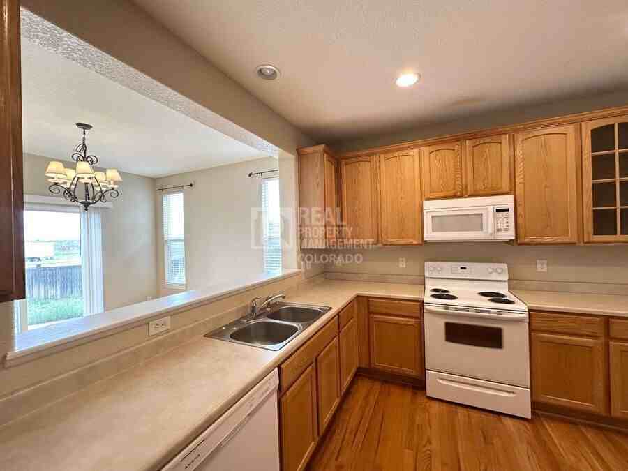 16700 E 104th Pl - Photo 4 of 16
