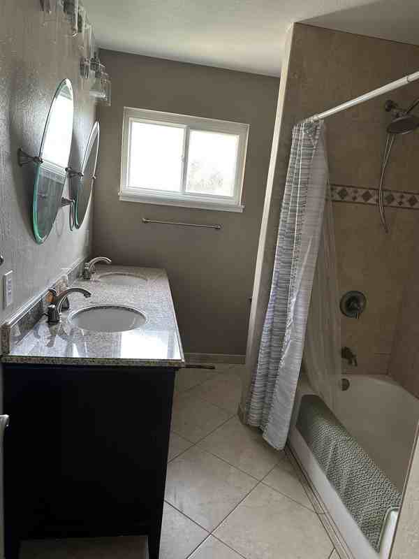15941 Gramercy Dr #2 - Photo 5 of 7