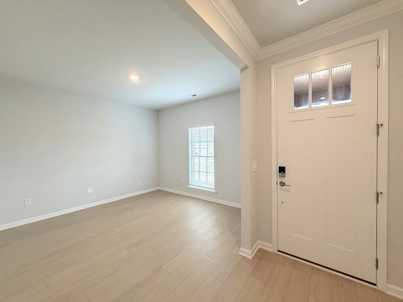 204 Stockyard Circle - Photo 3 of 29