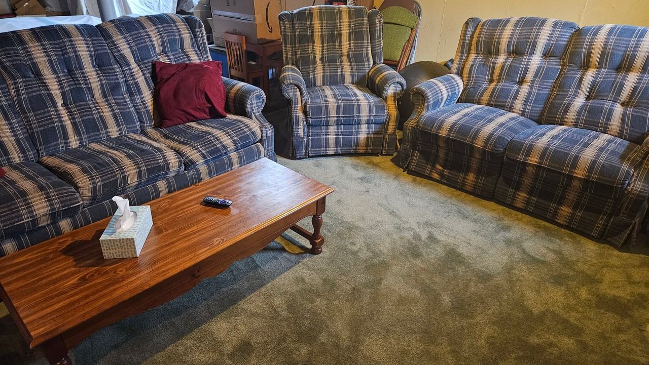 248 Strawberry Ln - Photo 4 of 9