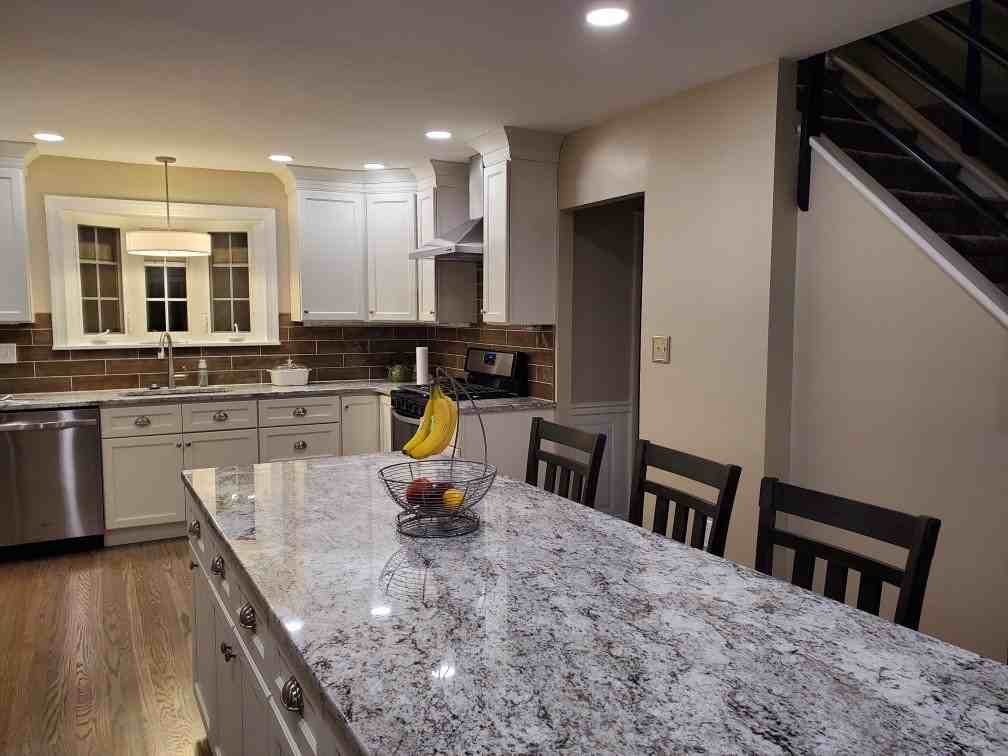 248 Strawberry Ln - Photo 7 of 9