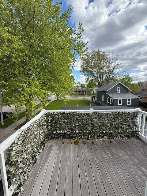 705 Rugby St - Photo 7 of 9