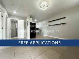 featured image of 1930 Park St #A