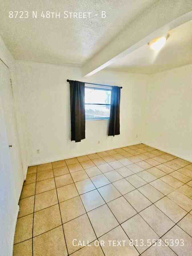 8723 N 48th St #B - Photo 5 of 27