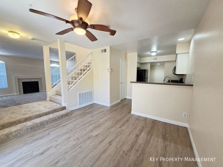 2817 Crystal Lantern Dr - Photo 7 of 33