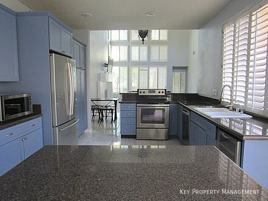 8521 Heather Downs Dr - Photo 5 of 18