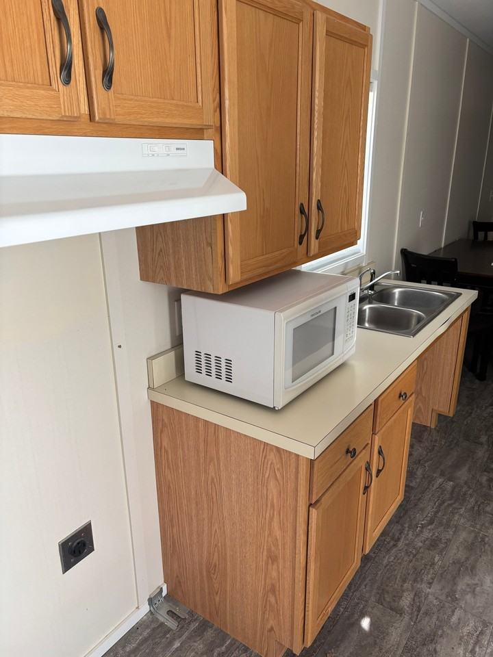 2801 Johnson Rd #9 - Photo 4 of 6