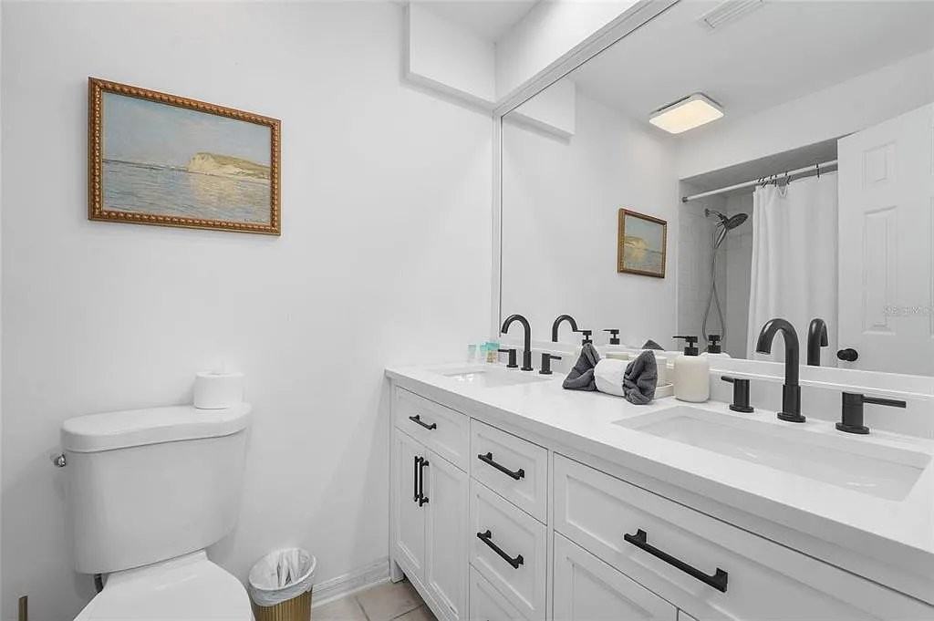 4906 W San Rafael St - Photo 5 of 17
