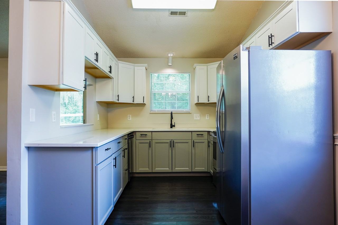 2317 Tori Rd - Photo 5 of 20