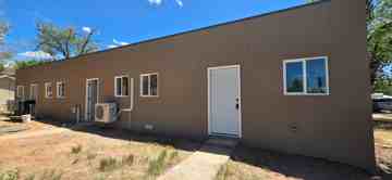 featured image of 469 W 2nd St #2