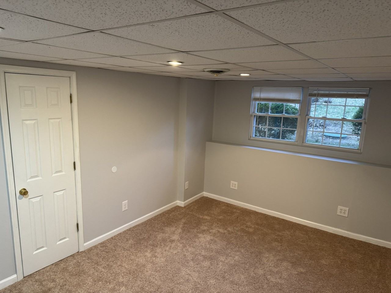 2036 Yew Ct - Photo 6 of 17