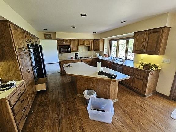 1219 Twinberry Ct - Photo 2 of 7