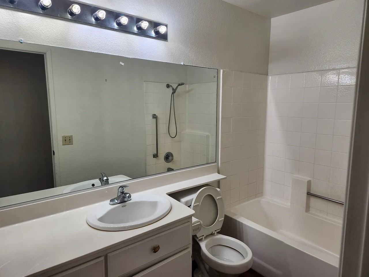 12735 Sundown Rd - Photo 5 of 7