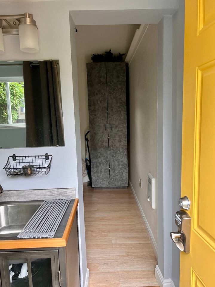 620 Maple St - Photo 2 of 10