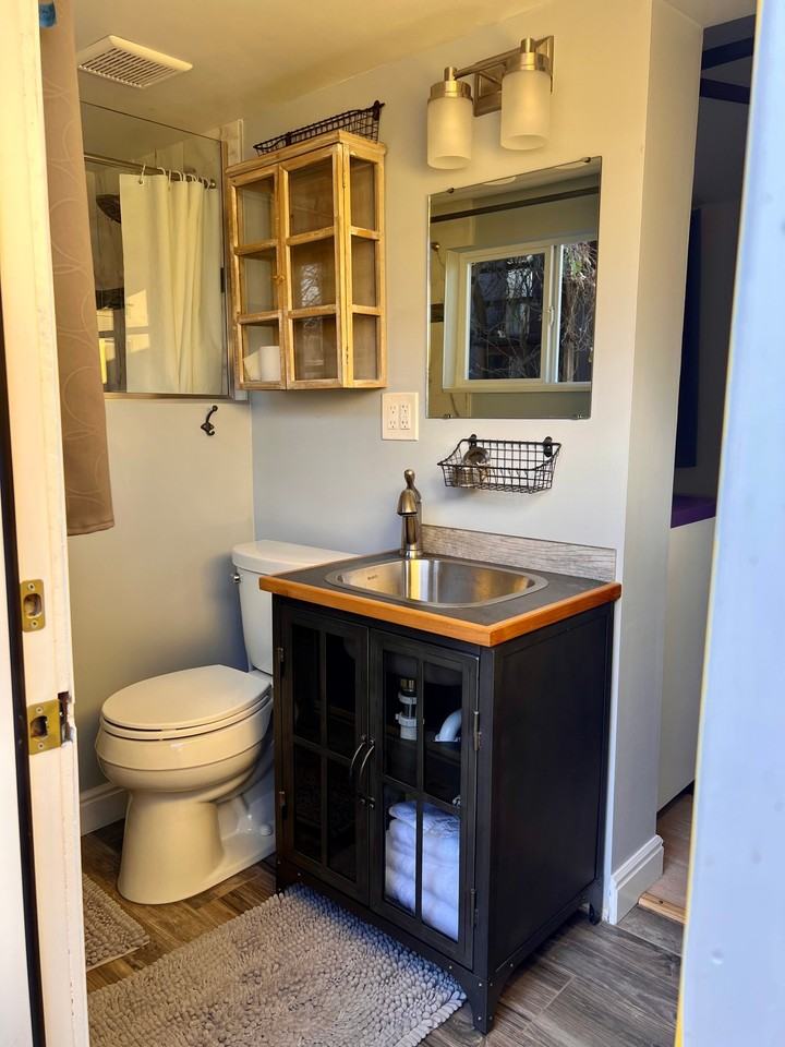 620 Maple St - Photo 3 of 10