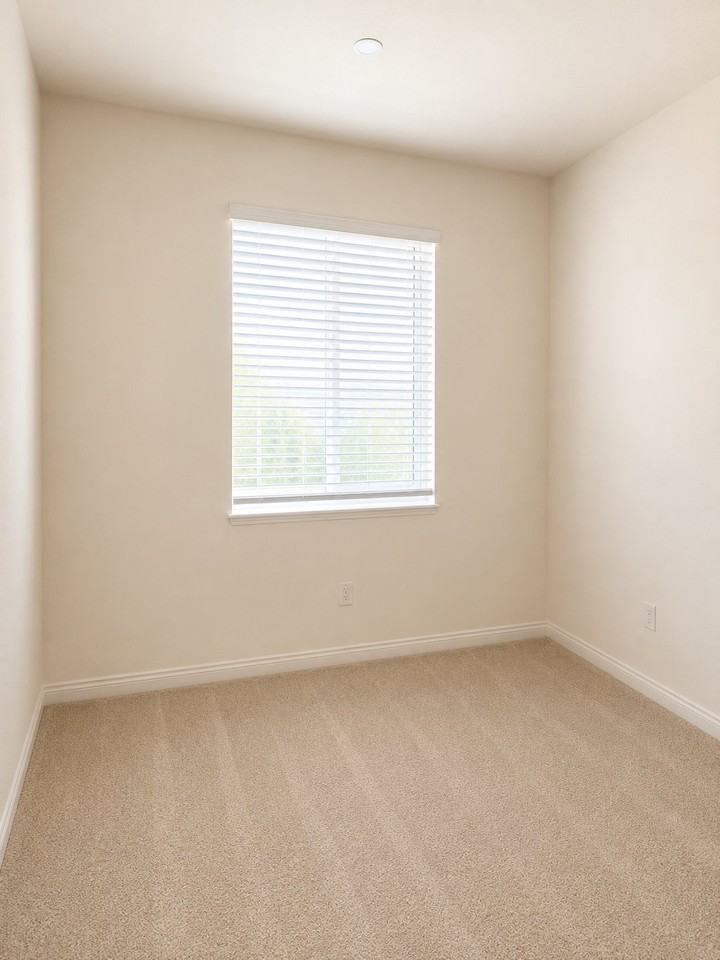 7555 Cessna St - Photo 6 of 19