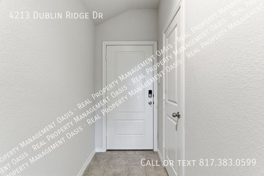 4213 Dublin Ridge Dr - Photo 7 of 34