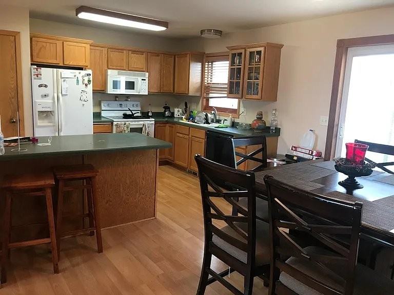 4904 Opal Ln Nw - Photo 3 of 5