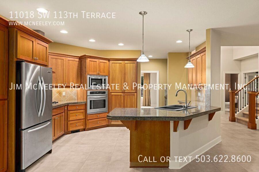 11018 Sw 113th Ter - Photo 5 of 33