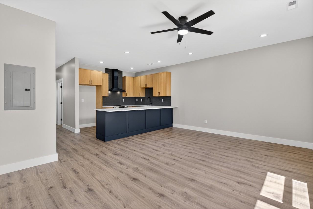 5211 Camelia Rd Nw #5211 - Photo 6 of 16