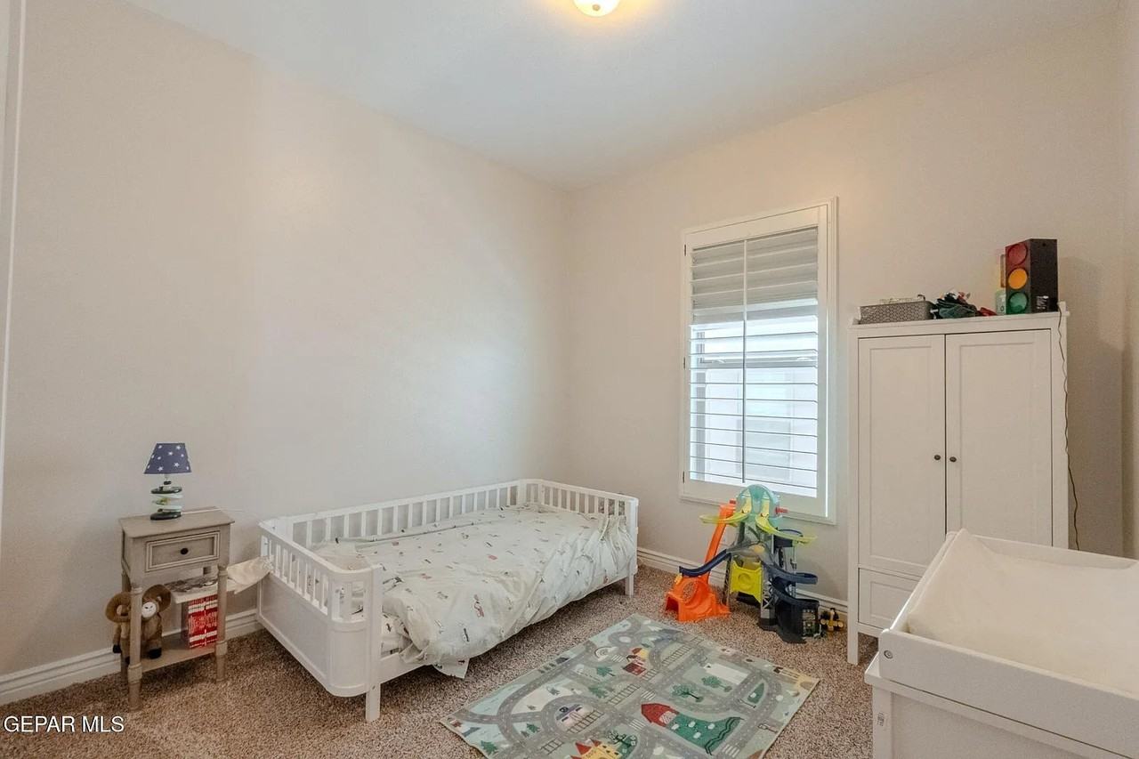 13364 Emerald Glass Dr - Photo 4 of 20