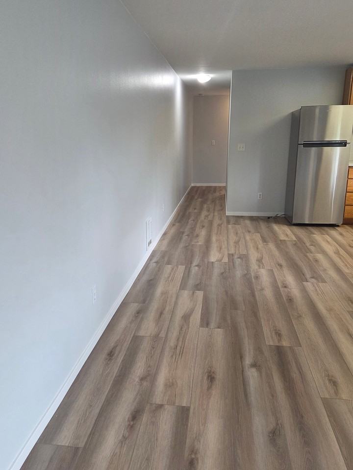 432 Ne Seward Ave #B - Photo 5 of 10