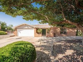 featured image of 8108 Siguard Ct Ne