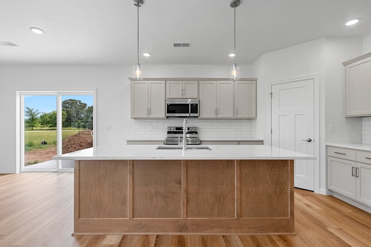 2728 Sachet Pl - Photo 2 of 20