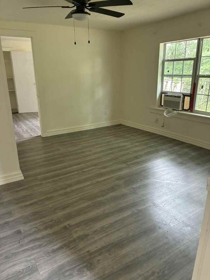229 University Ave - Photo 7 of 21