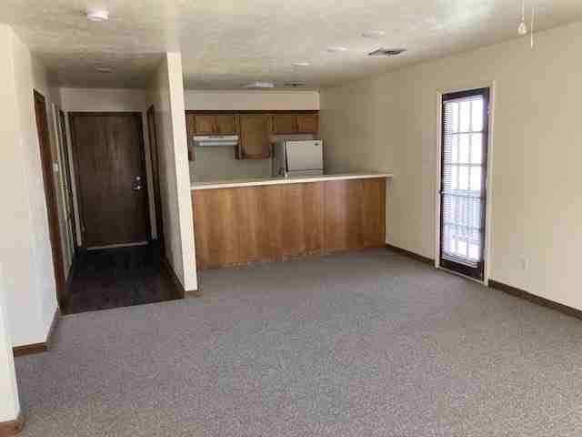 5014 Desoto St #A - Photo 3 of 8