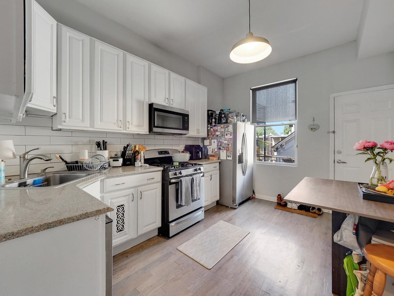 2652 N Halsted St #3F - Photo 3 of 12