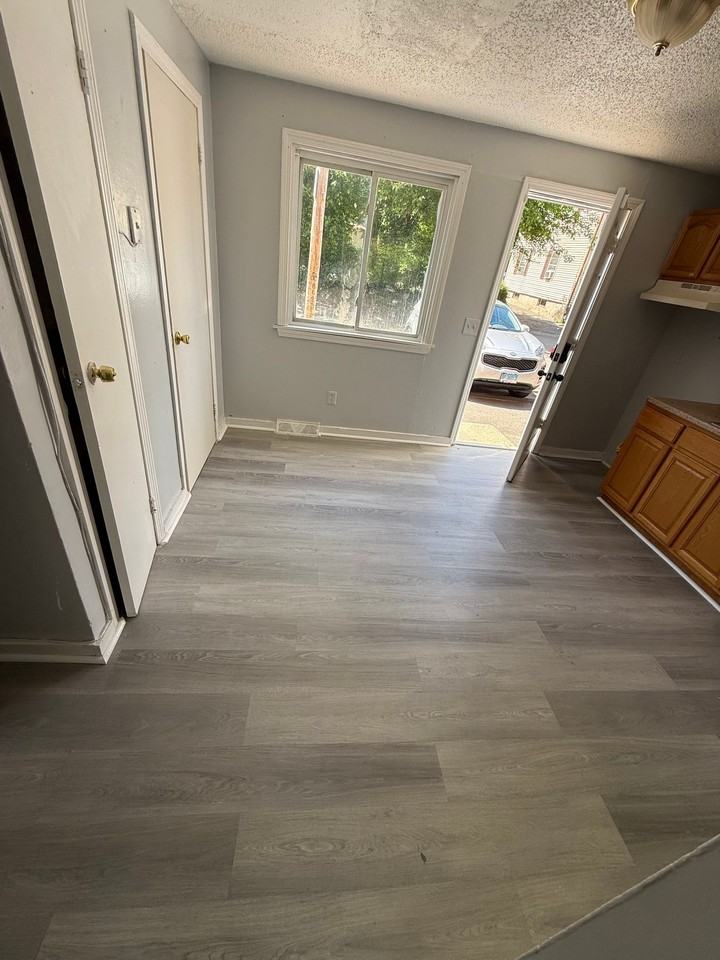 161 Martin St #5 - Photo 2 of 18