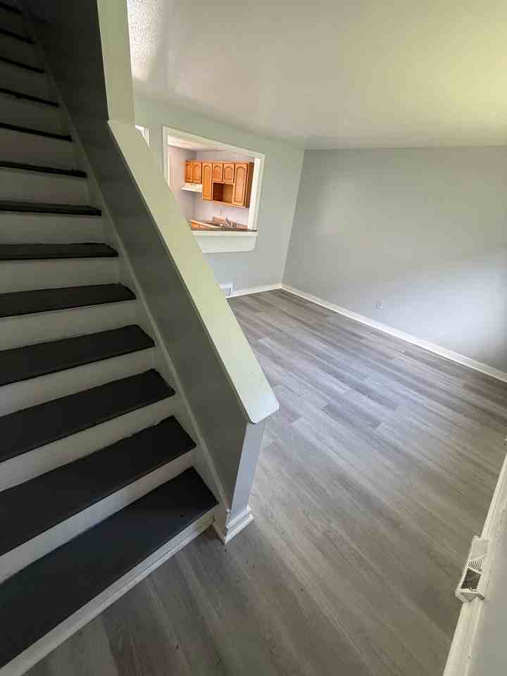 161 Martin St #5 - Photo 7 of 18