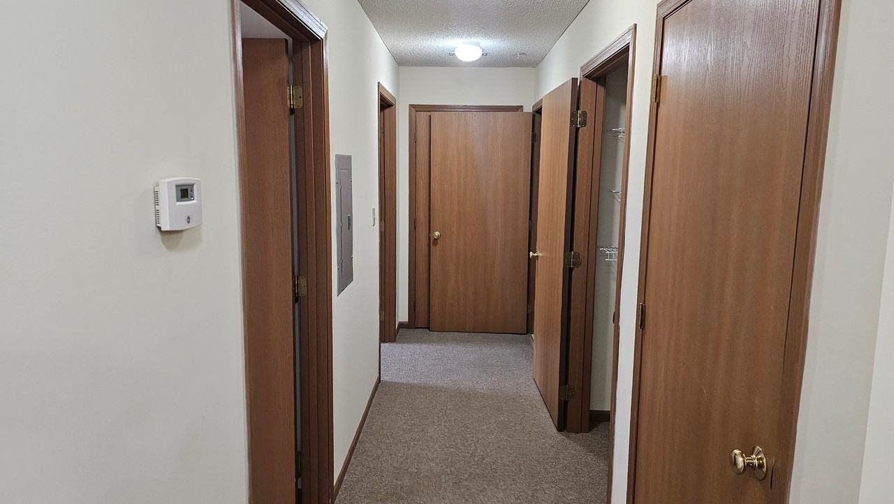 571 Maccorkle Ave #112 - Photo 6 of 18