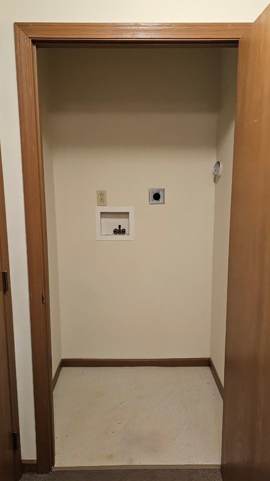 571 Maccorkle Ave #116 - Photo 4 of 13