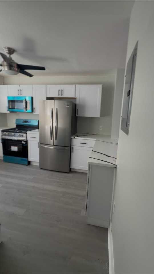 285 Columbia Ave #2 - Photo 2 of 8