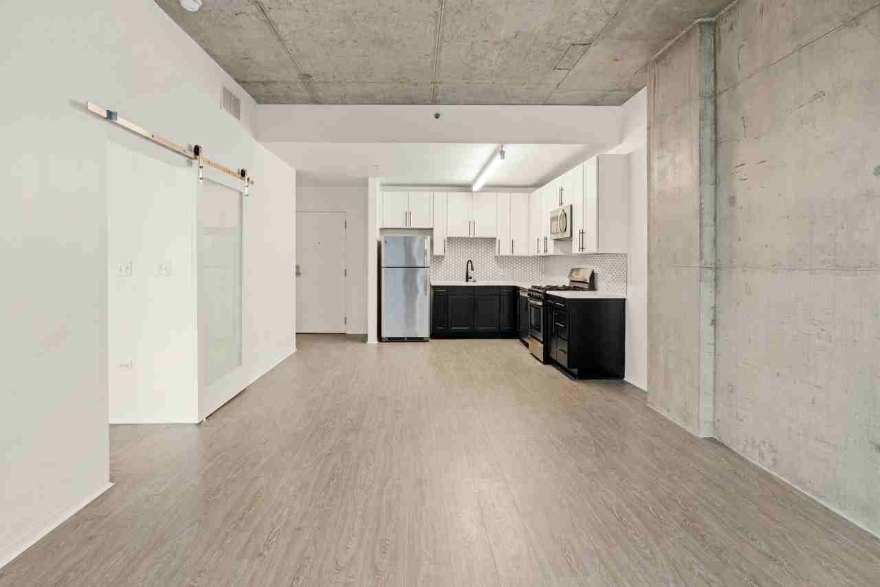 1399 S State St - Photo 5 of 15