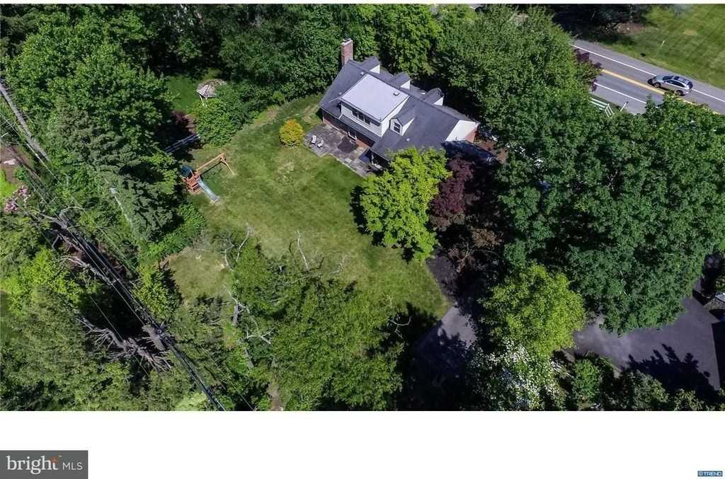 107 Augustine Rd - Photo 3 of 13